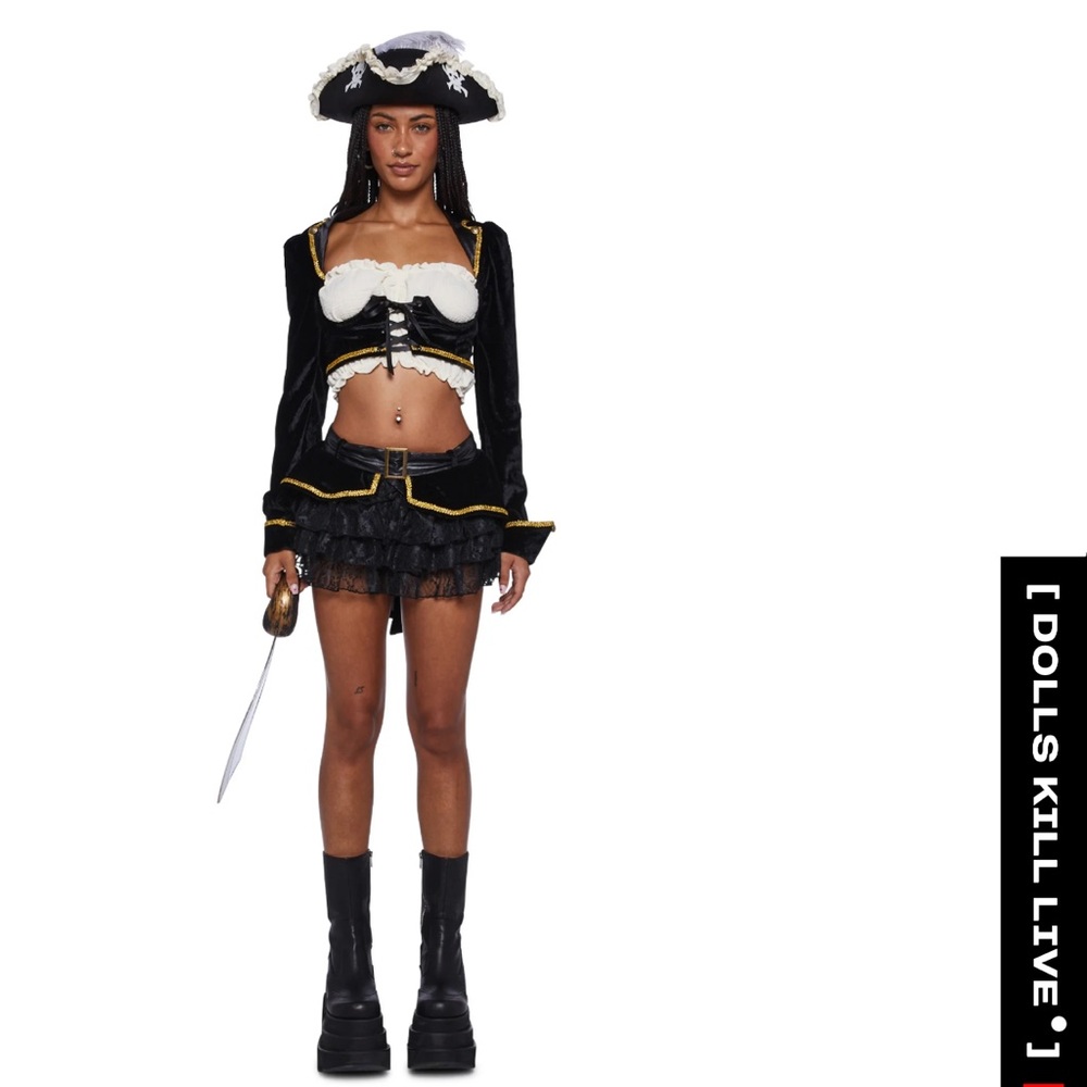 The fair maiden custom set